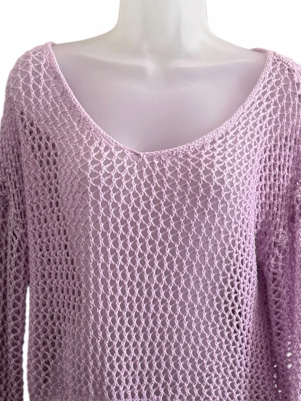 Women's Open-Knit V-Neck Sweater in Lilac